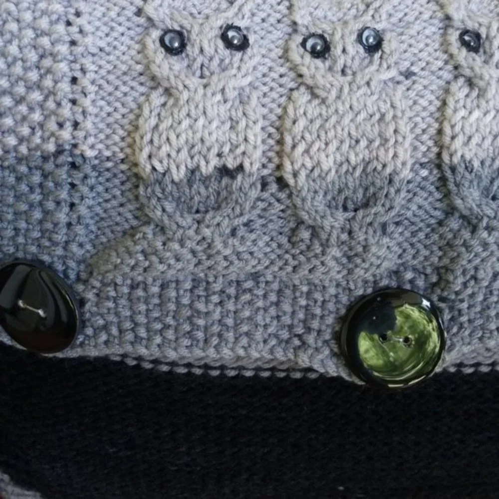 Hand Crafted Knit Throw Pillow Black & Gray Ombre Owl Designer Sofa Couch